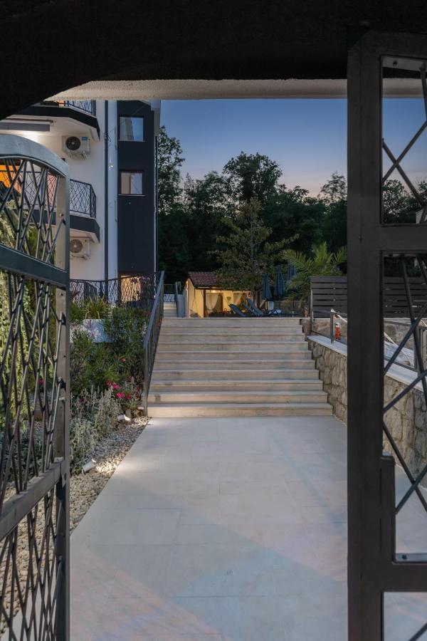 Piccola Villa Adriatic With A Swimming Pool, Grill, Children Playground Opatija Ičići Zewnętrze zdjęcie
