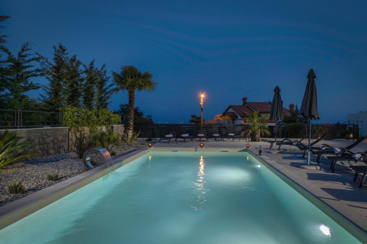 Piccola Villa Adriatic With A Swimming Pool, Grill, Children Playground Opatija Ičići Zewnętrze zdjęcie