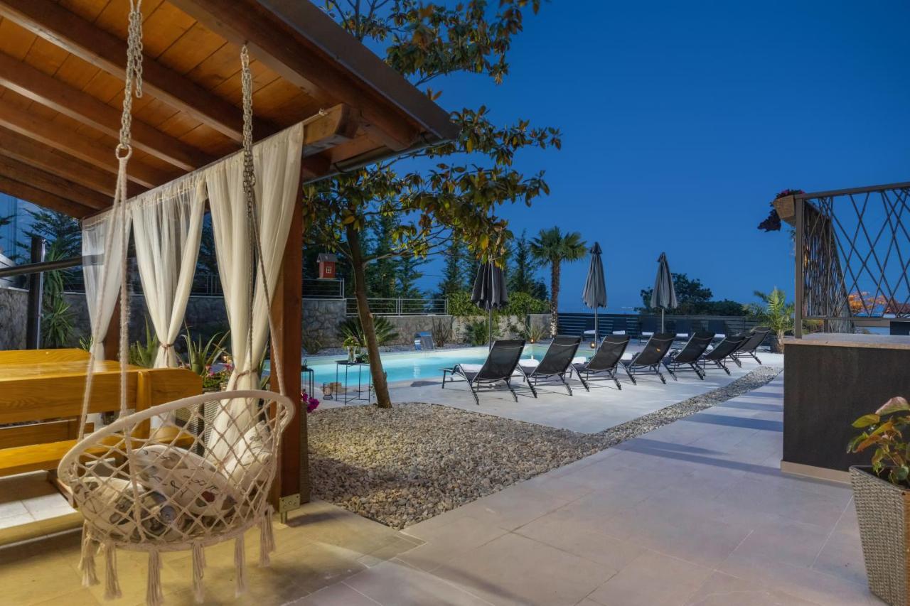 Piccola Villa Adriatic With A Swimming Pool, Grill, Children Playground Opatija Ičići Zewnętrze zdjęcie