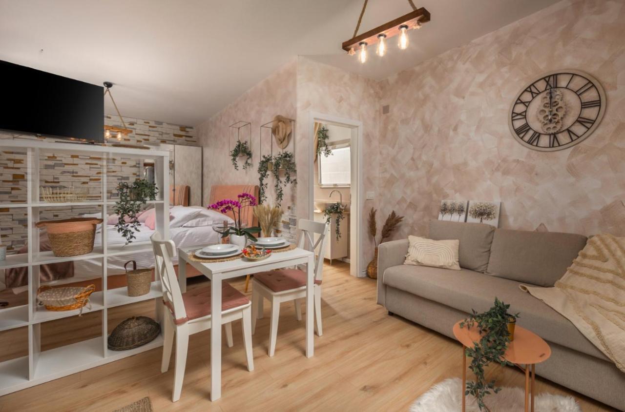 Piccola Villa Adriatic With A Swimming Pool, Grill, Children Playground Opatija Ičići Zewnętrze zdjęcie